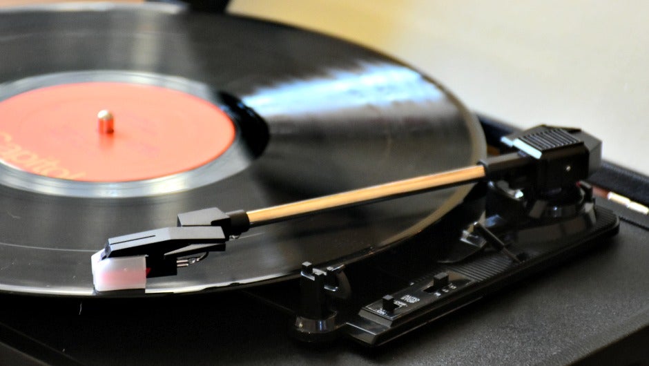 1by one portable turntable