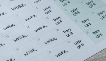 4-day week calendar