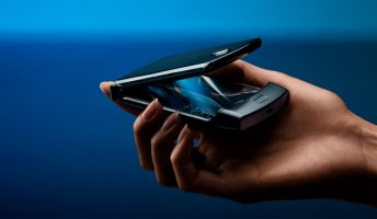 motorola razr folding